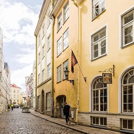 Apartment Rataskaevu 6 *